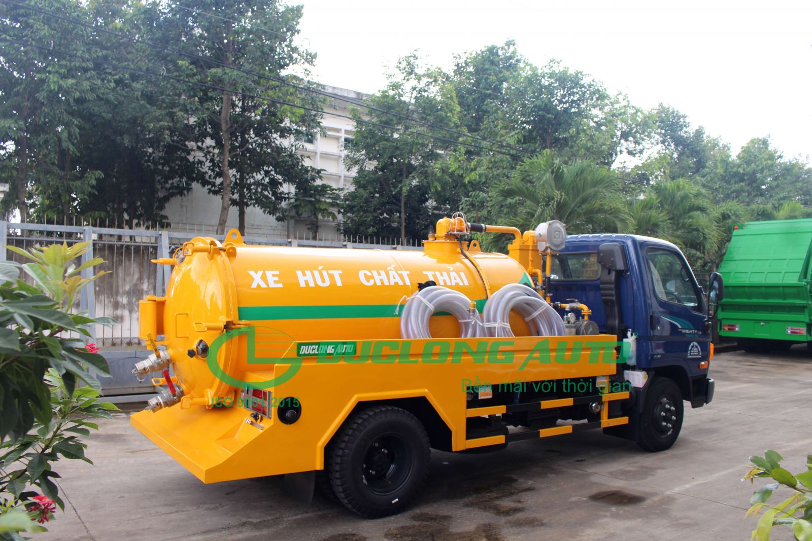 Äá»ng cÆ¡ tháº¿ há» má»i ÄÆ°á»£c thiáº¿t káº¿ bá»i cÃ´ng nghá» má»i nháº¥t cá»§a Hino vá»i há» thá»ng 4 van							